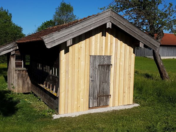 Renovierung Bienenhaus